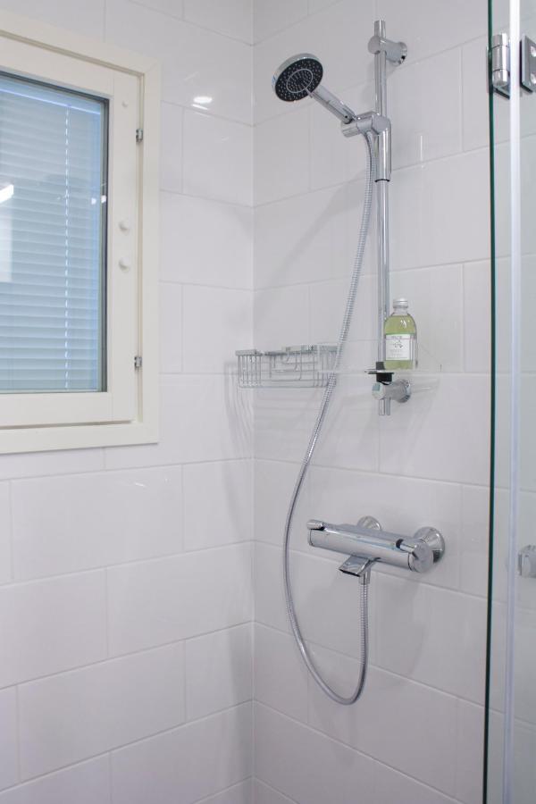 Studio 7, Air-Conditioned, 1 Free Parking, Calm Own Entrance Ювяскюля Экстерьер фото